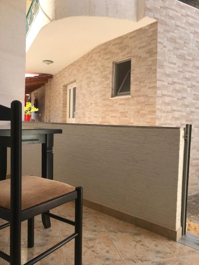 Guesthouse Flamur Ksamil Extérieur photo