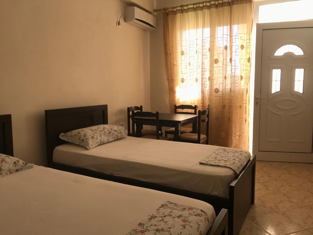 Guesthouse Flamur Ksamil Extérieur photo
